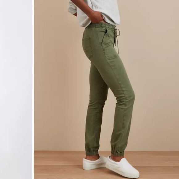 AE Ne(x)t Level High-Waisted Jegging Jogger (BLACK) - Picture 13 of 13